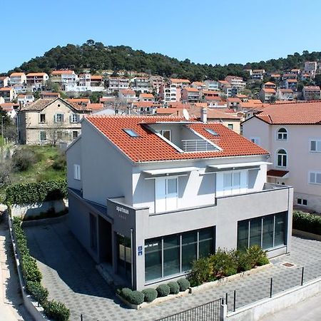 Apartments Ella Šibenik Rom bilde