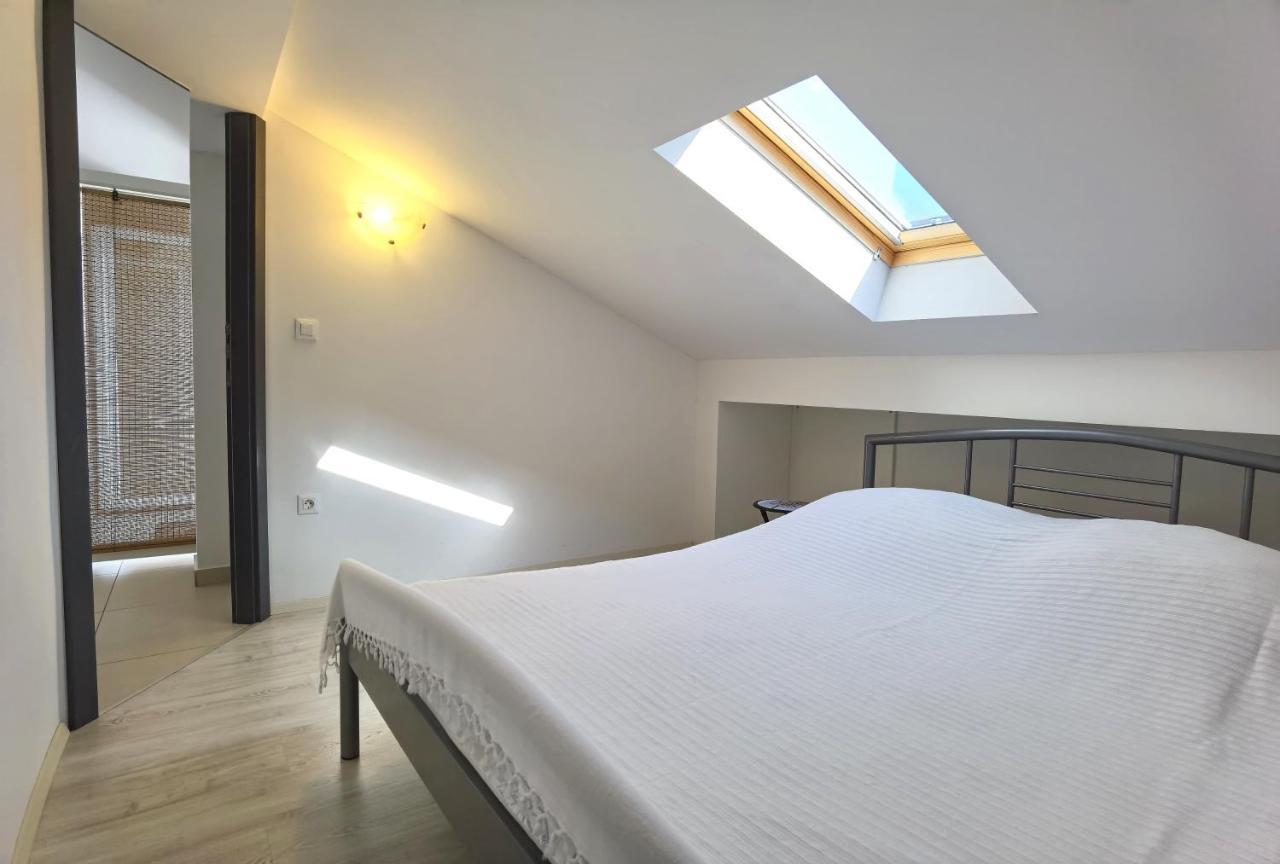Apartments Ella Šibenik Eksteriør bilde