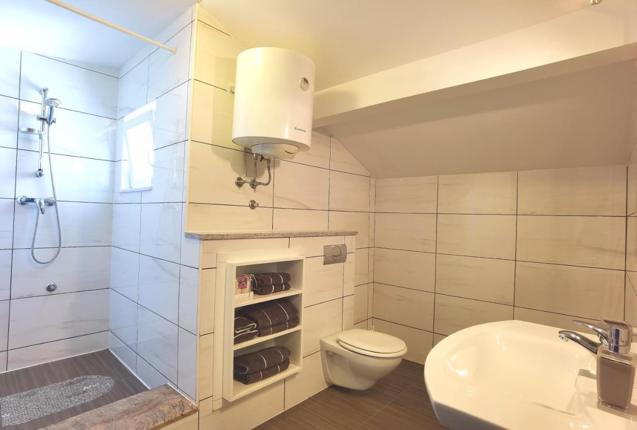 Apartments Ella Šibenik Eksteriør bilde