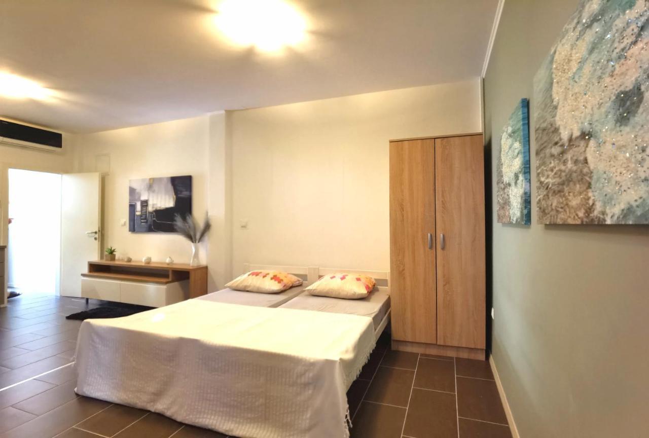 Apartments Ella Šibenik Eksteriør bilde