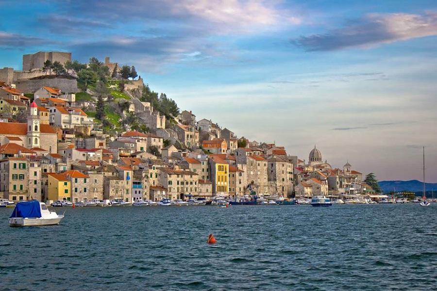 Apartments Ella Šibenik Eksteriør bilde